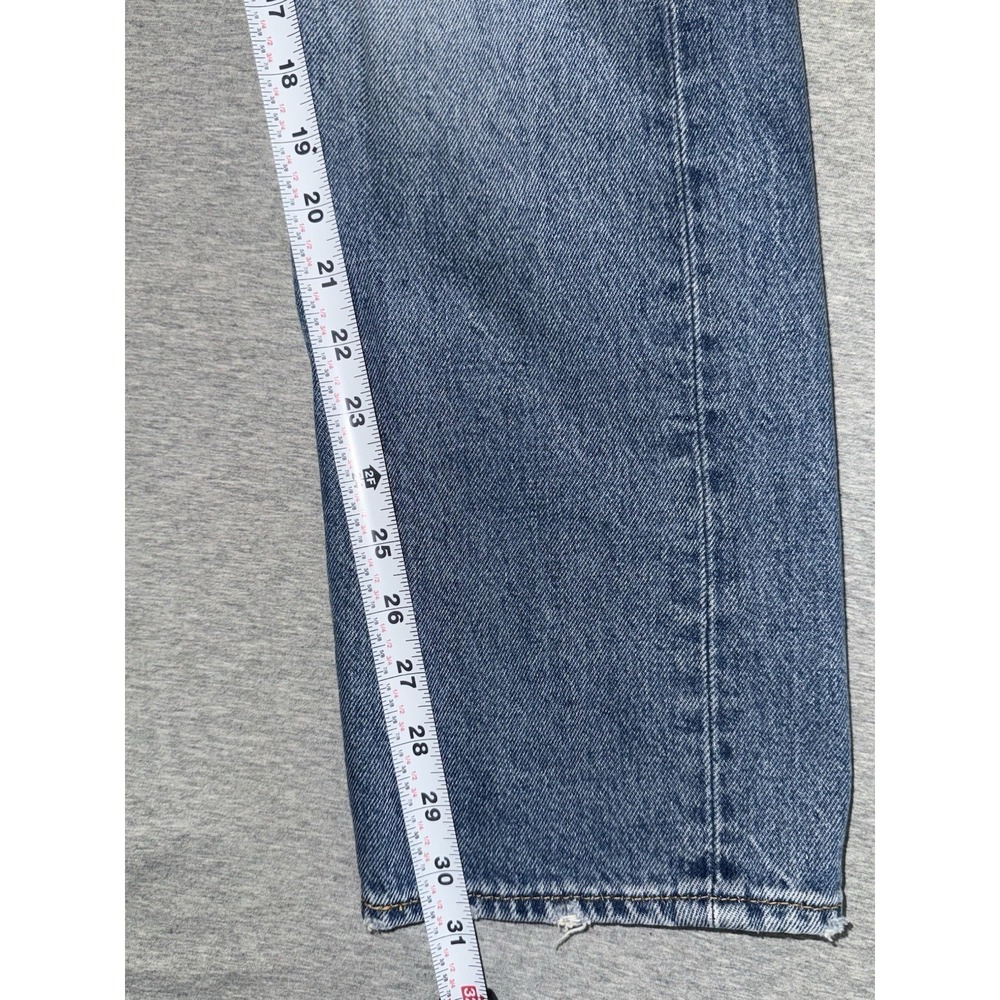 Levi‎ 501 Straight Leg Size 31x32 Distressed Ripped Jeans Medium Wash Button Fly - Picture 12 of 13